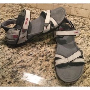 TEVA Nima Moonstruck Gray Sport Sandals size 10